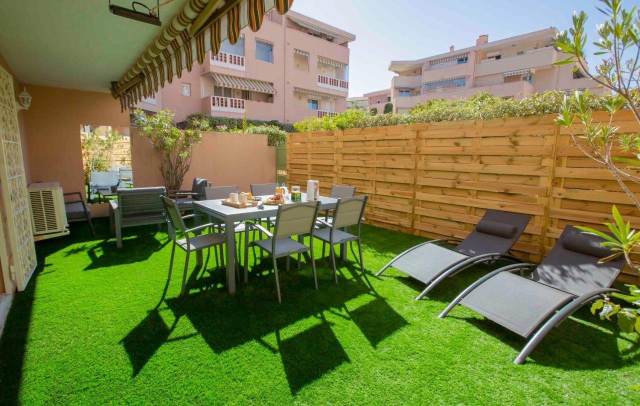 Le Ptit Max Centre Ville - Terrasse Sainte-Maxime Exterior photo